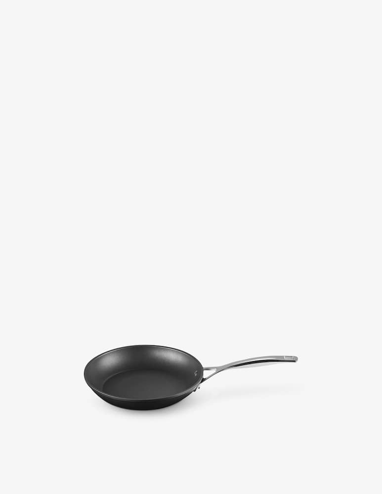 Le Creuset Shallow Frying Pan Toughened Non-Stick 24cm - picture 4