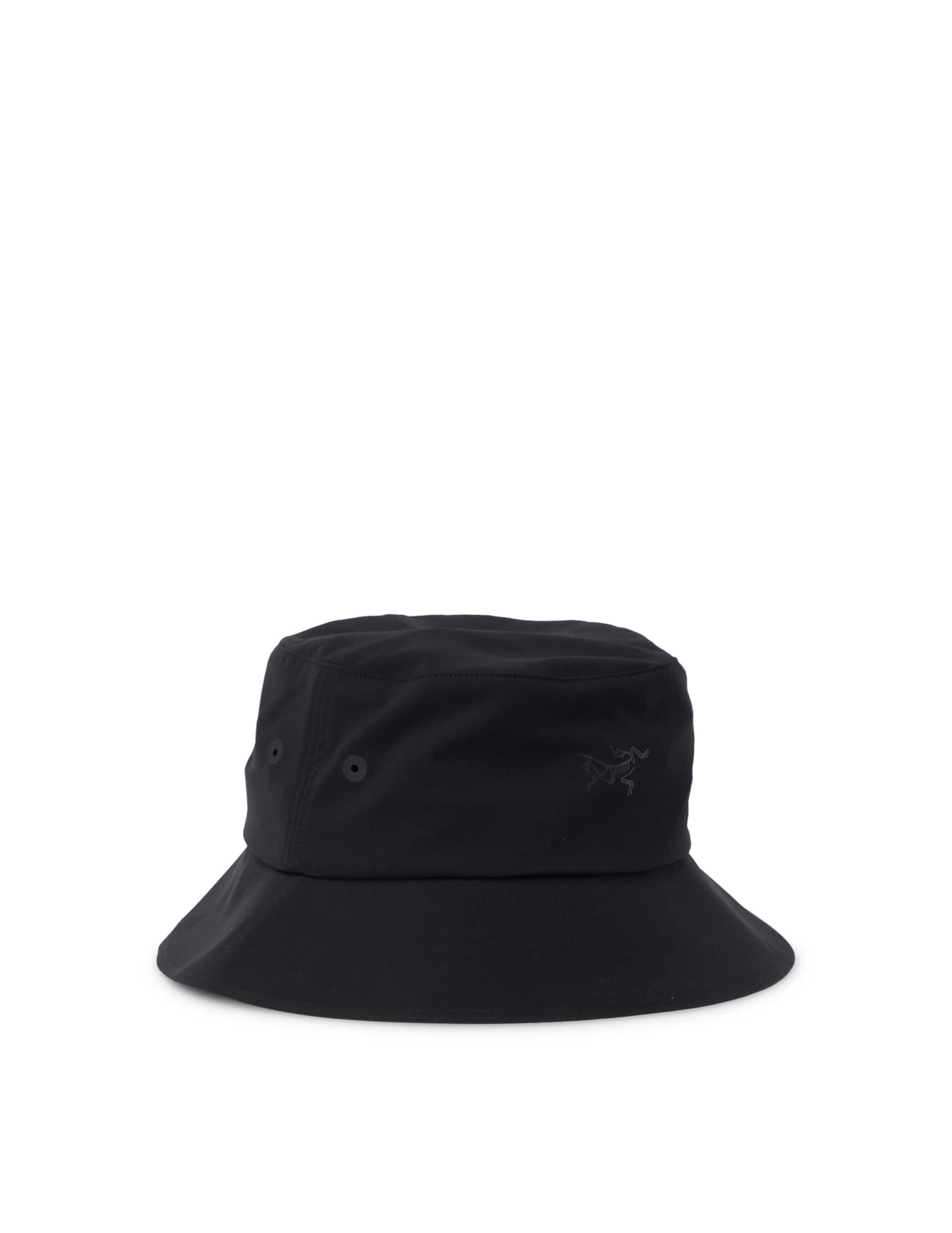 Shop Arc'teryx Bucket hat sinsolo - black on Rinascente