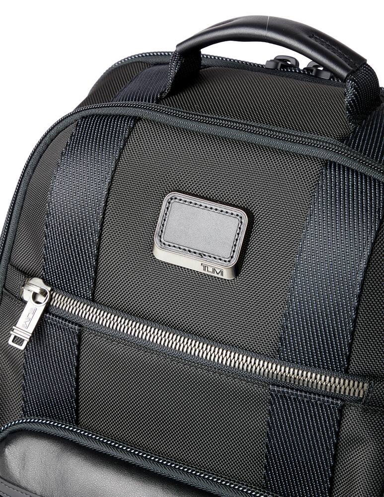 rinascente Tumi Sheppard deluxe brief pack