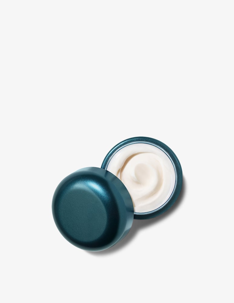 La Mer The Rejuvenating Night Cream - picture 2 La Mer The Rejuvenating Night Cream - picture 2
