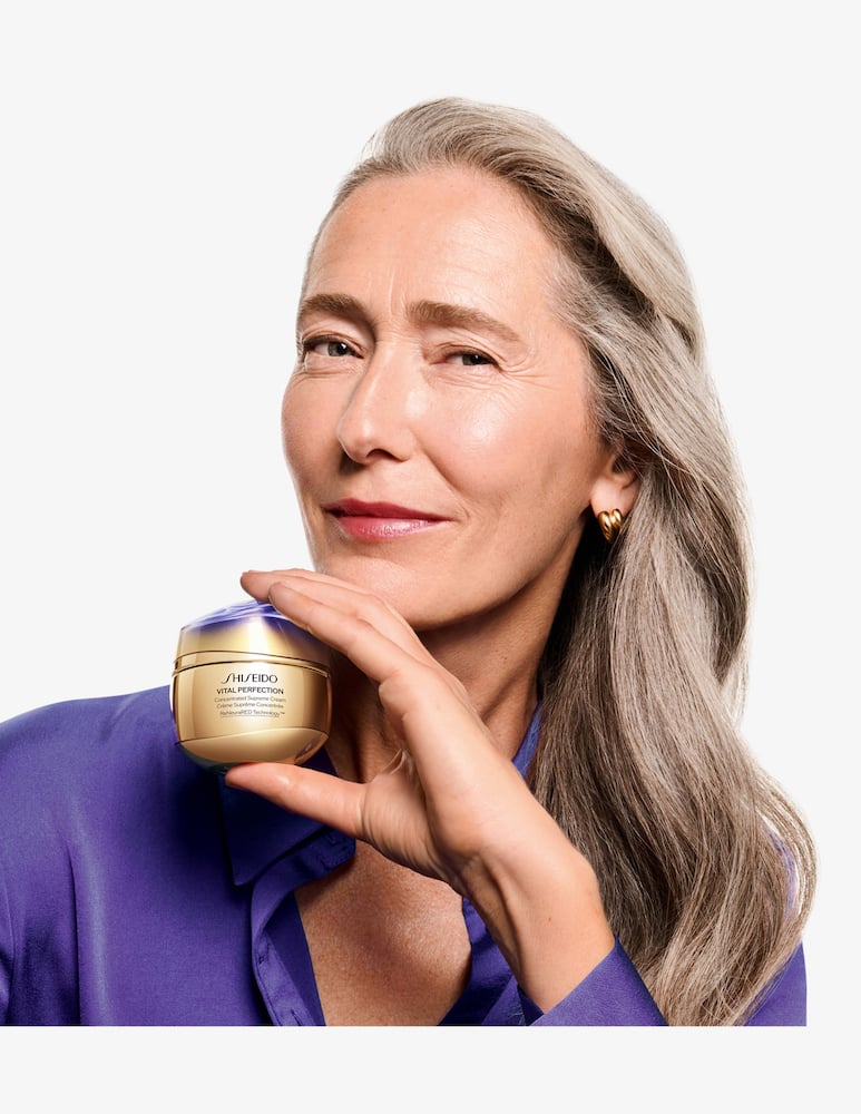 Shiseido Vital Perfection Concentrated Supreme Cream - immagine 6 Shiseido Vital Perfection Concentrated Supreme Cream - immagine 6