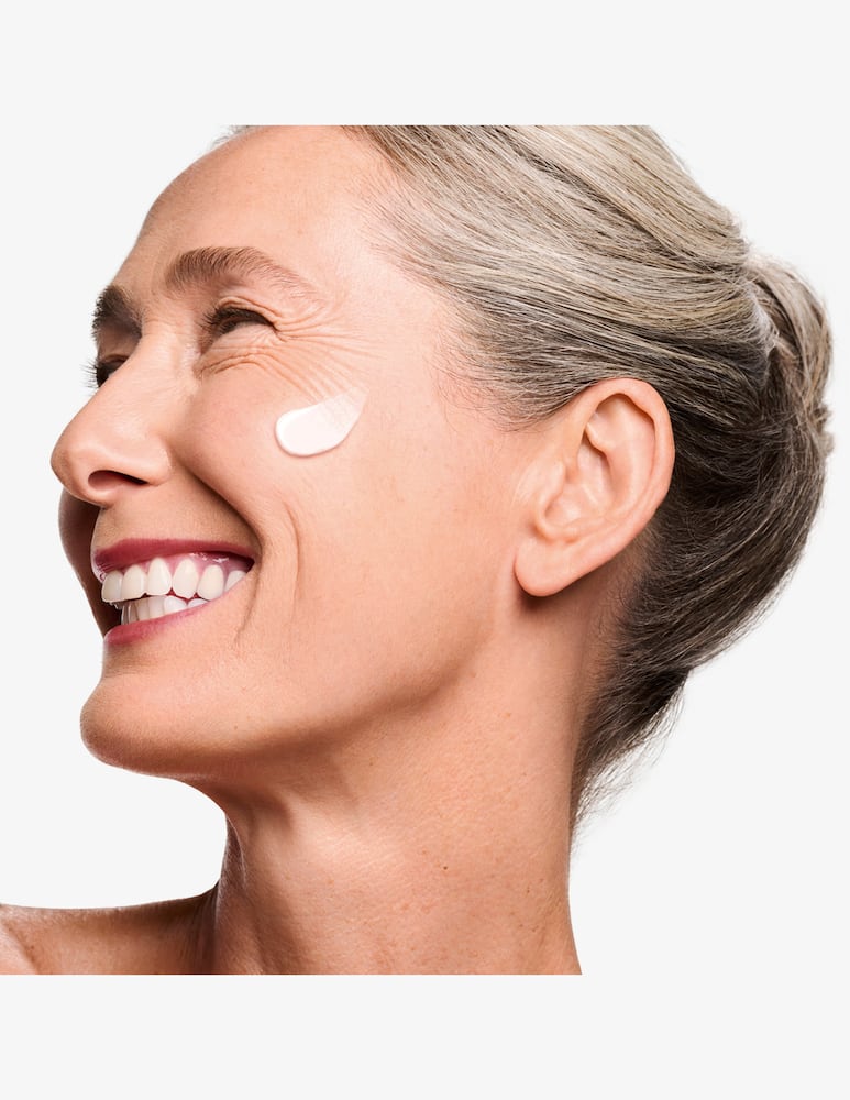 Shiseido Vital Perfection Concentrated Supreme Cream Refill - picture 2 Shiseido Vital Perfection Concentrated Supreme Cream Refill - picture 2