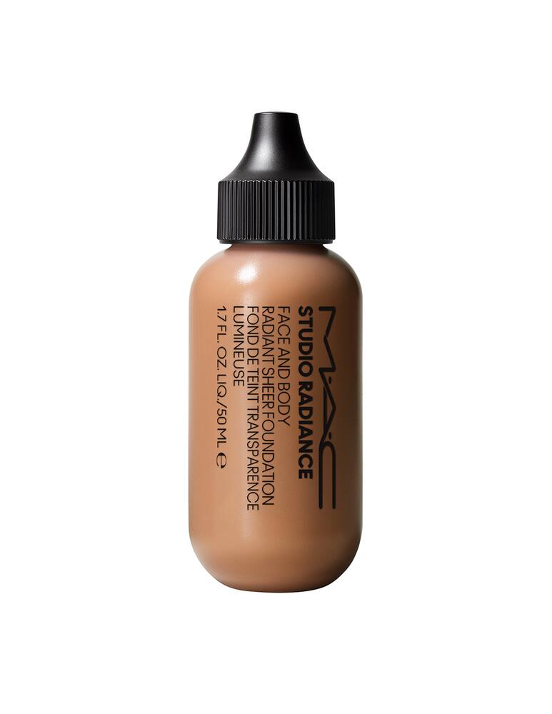 Mac Studio Radiance Face & Body Foundation - picture 1 Mac Studio Radiance Face & Body Foundation - picture 1