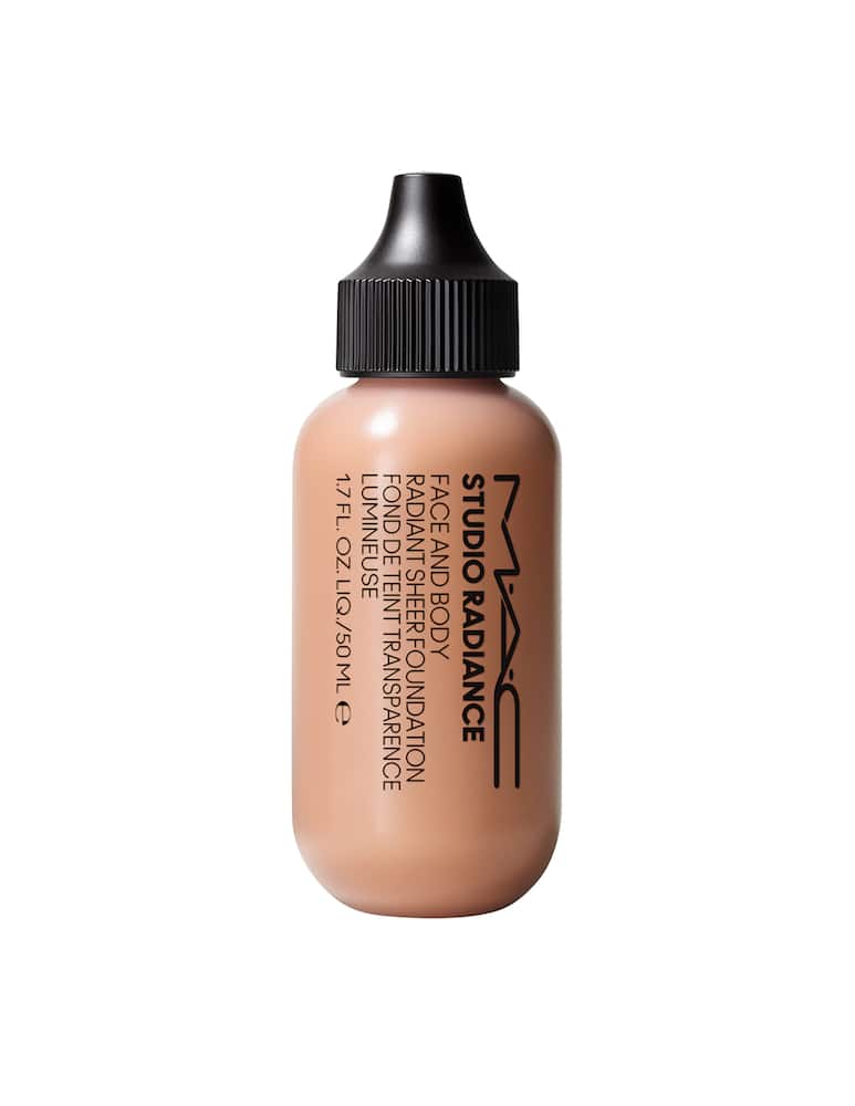 Mac Fondotinta Studio Radiance Face & Body - immagine 1 Mac Fondotinta Studio Radiance Face & Body - immagine 1