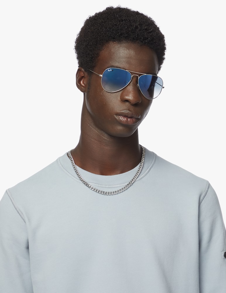 Ray-Ban Sunglasses Aviator Gradient RB3025 - picture 3 Ray-Ban Sunglasses Aviator Gradient RB3025 - picture 3