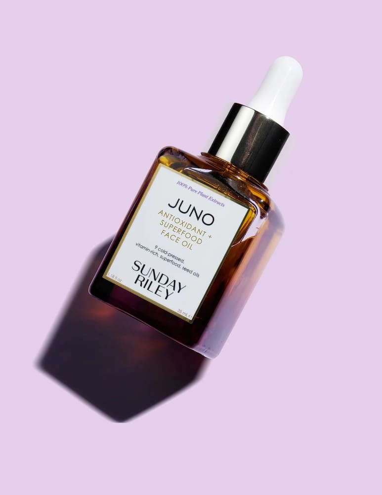 Sunday Riley Juno Antioxidant & Superfood Olio per il viso - immagine 3 Sunday Riley Juno Antioxidant & Superfood Olio per il viso - immagine 3