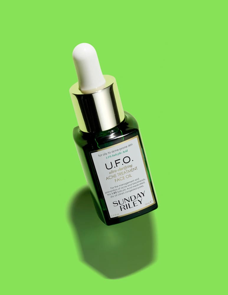 Sunday Riley U.F.O. Ultra-Clarifying Face Oil - immagine 3 Sunday Riley U.F.O. Ultra-Clarifying Face Oil - immagine 3