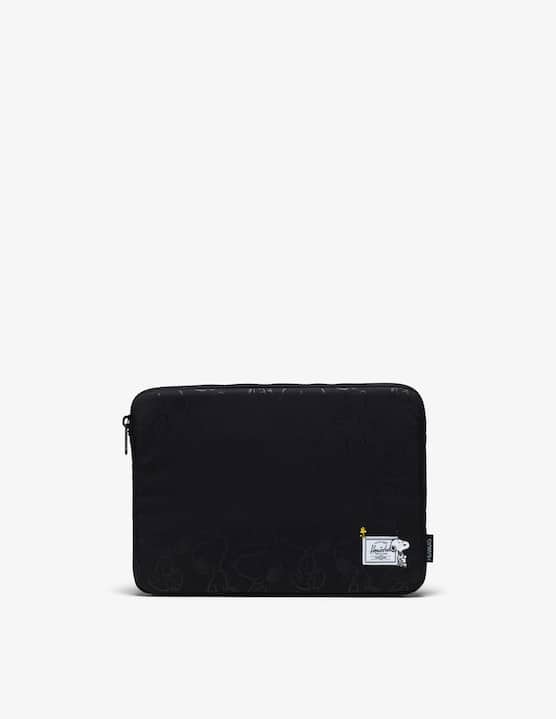 Herschel - Peanuts sleeve - €50,00