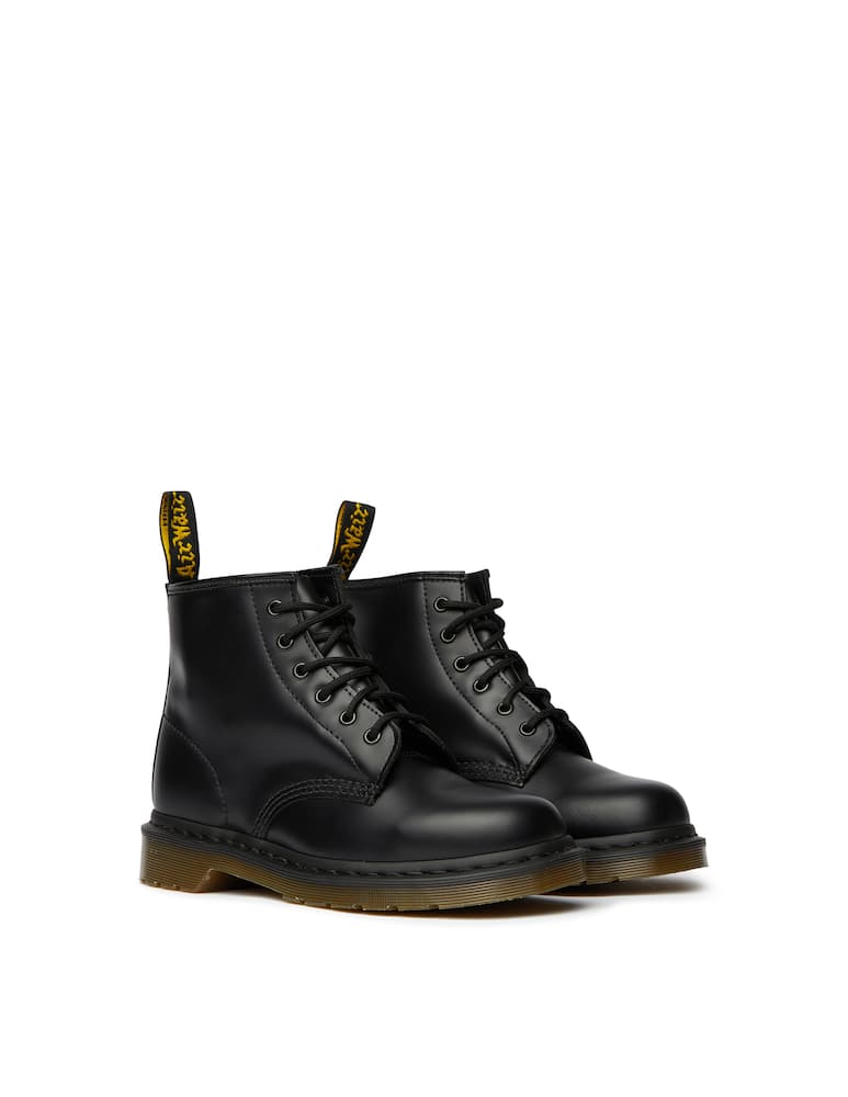 Dr. Martens Smooth leather 6 eye 101 boots - picture 3 Dr. Martens Smooth leather 6 eye 101 boots - picture 3