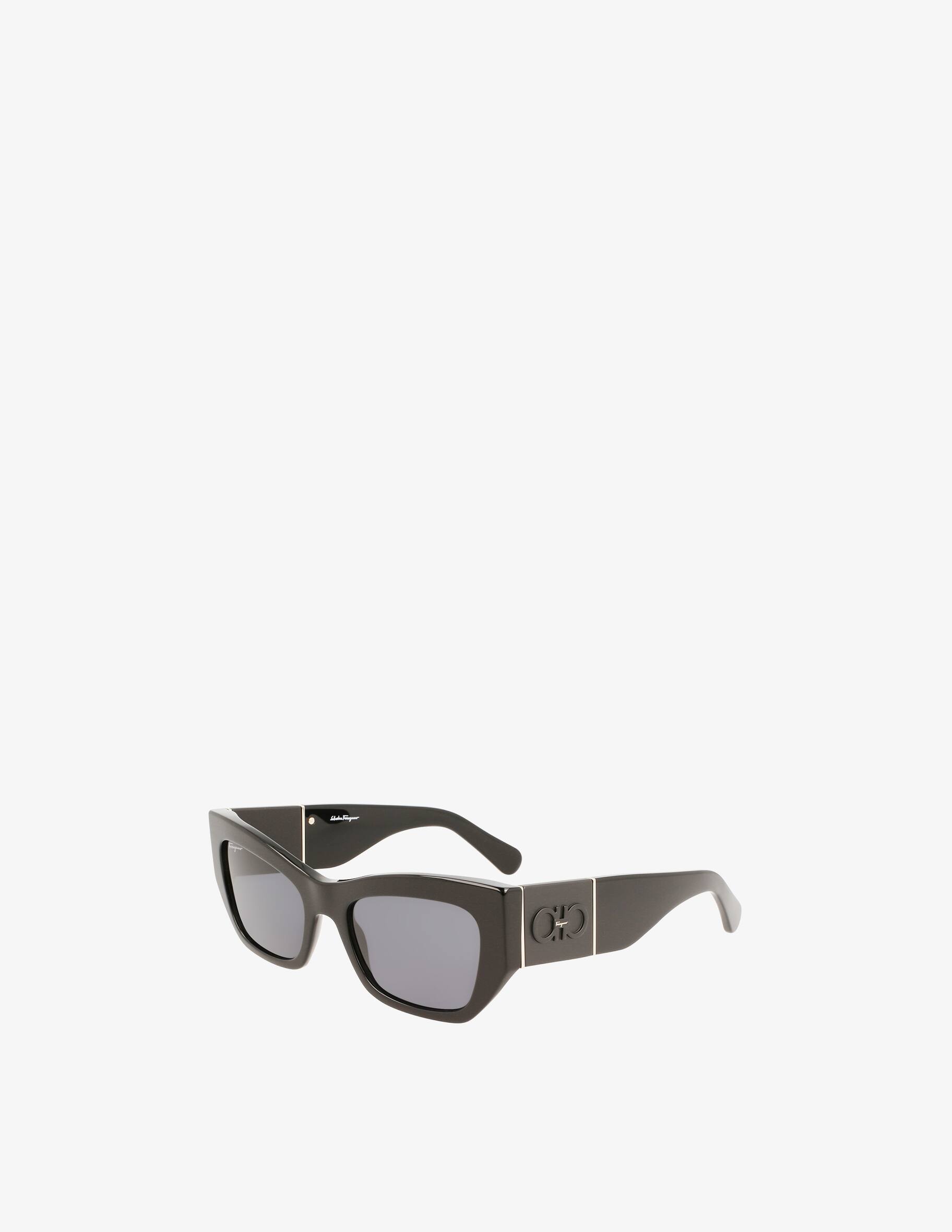 Salvatore Ferragamo - Grey Gradient Cat Eye Ladies Sunglasses Item No. SF1059S Amazon.com: Salvatore Ferragamo Grey Gradient Cat Eye Ladies  main image 4
