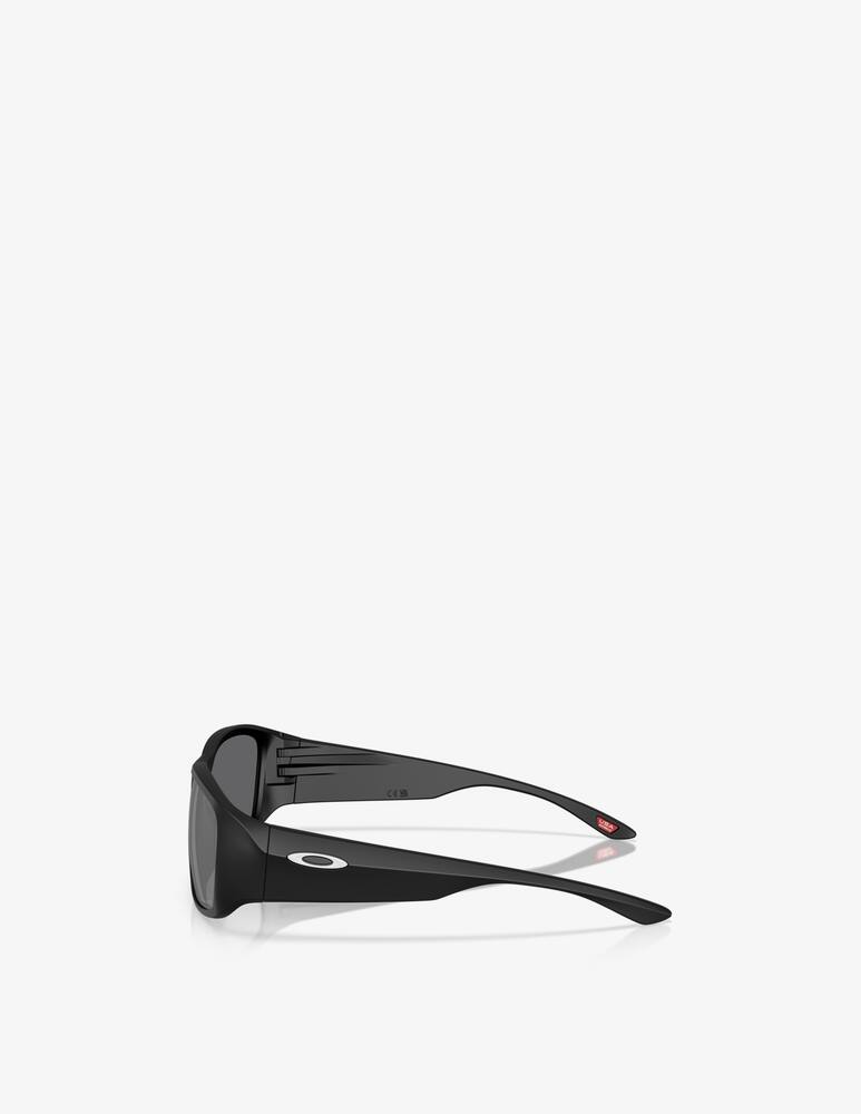 rinascente Oakley Sunglasses OO9521