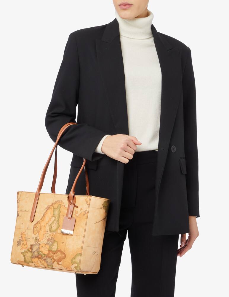 rinascente Alviero Martini Noos shopping media