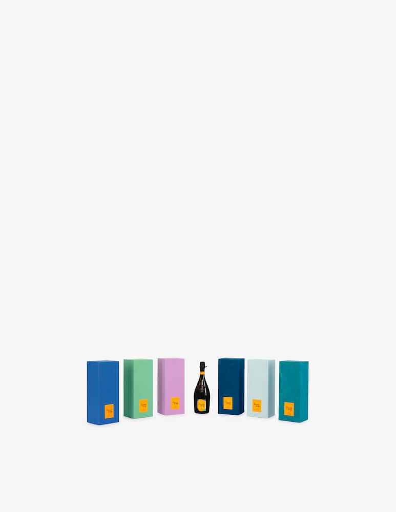Veuve Clicquot La Grande Dame 2015 x Paola Paronetto Coffret 750ml - immagine 7 Veuve Clicquot La Grande Dame 2015 x Paola Paronetto Coffret 750ml - immagine 7