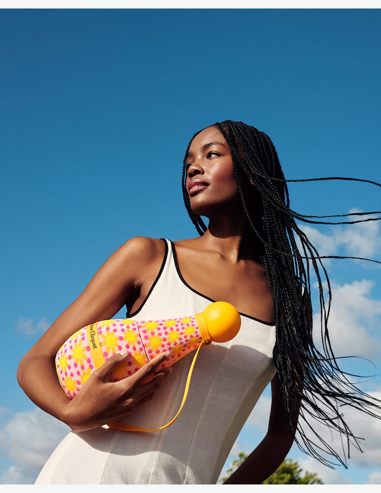 rinascente Veuve Clicquot Sun Totem with Brut Rosé 75cl Limited Edit