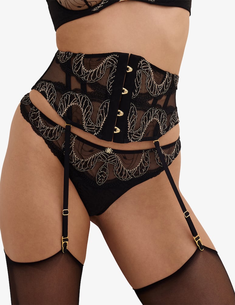 Aubade Embroidered waistcincher - picture 2 Aubade Embroidered waistcincher - picture 2