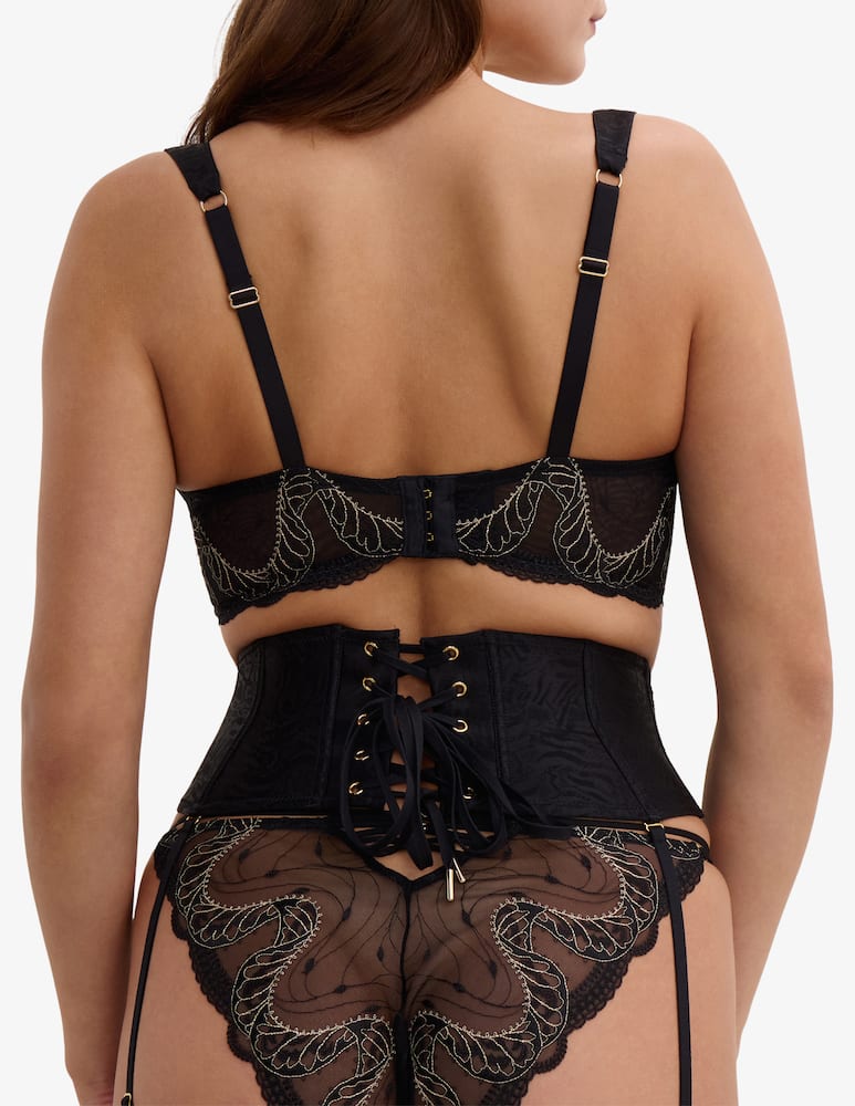 Aubade Embroidered waistcincher - picture 7 Aubade Embroidered waistcincher - picture 7