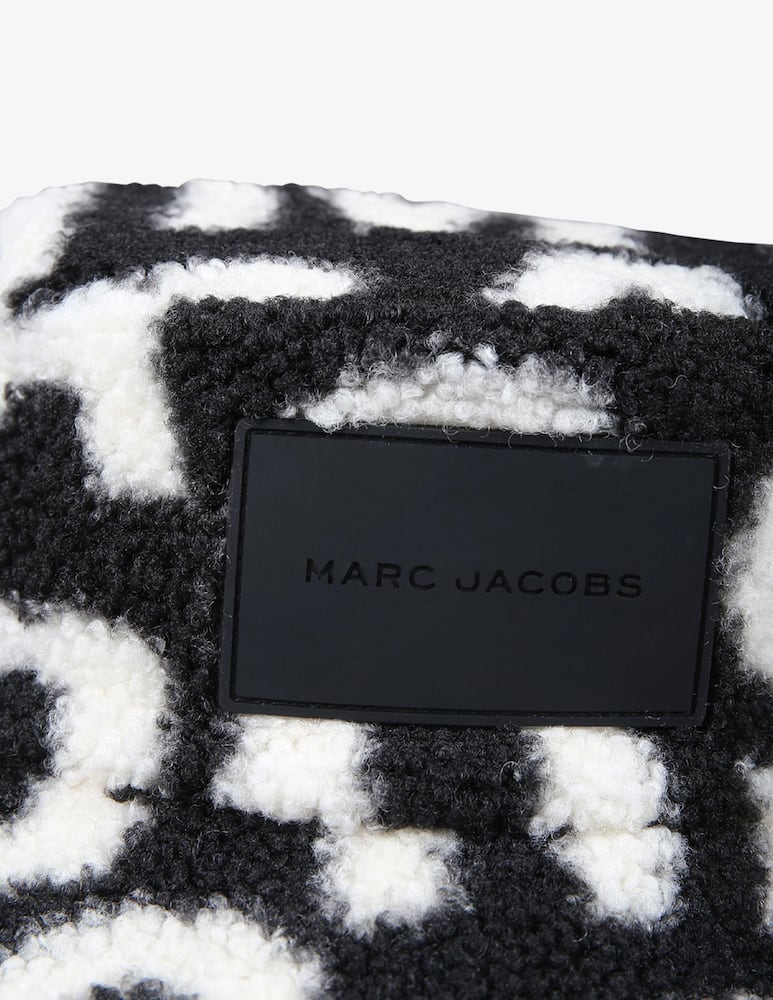 The Marc Jacobs Beanie - picture 3 The Marc Jacobs Beanie - picture 3