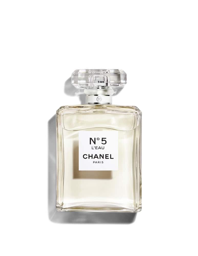 CHANEL N°5 L'EAU Eau De Toilette Spray - picture 1 CHANEL N°5 L'EAU Eau De Toilette Spray - picture 1