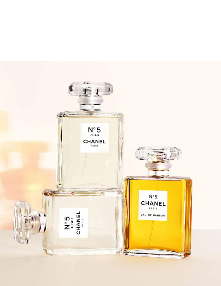 CHANEL N°5 L'EAU Eau De Toilette Spray - picture 5 CHANEL N°5 L'EAU Eau De Toilette Spray - picture 5