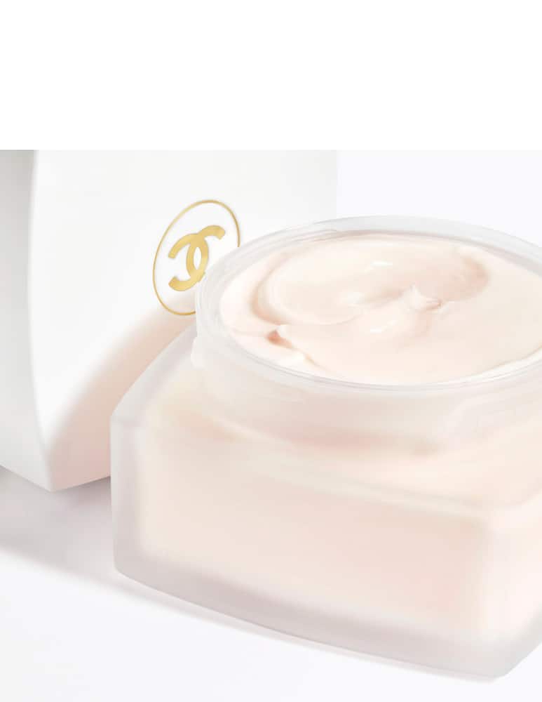 CHANEL N°5 La Crema Per Il Corpo - immagine 2 CHANEL N°5 La Crema Per Il Corpo - immagine 2