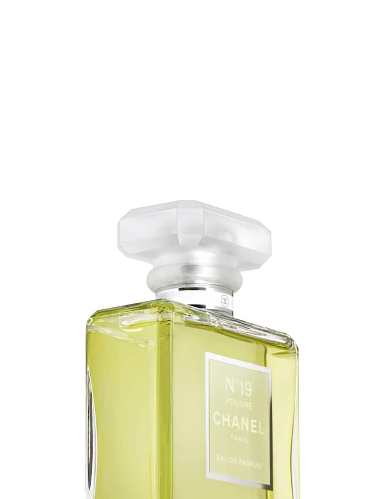 CHANEL N°19 POUDRÉ Eau De Parfum Vaporizzatore - immagine 2