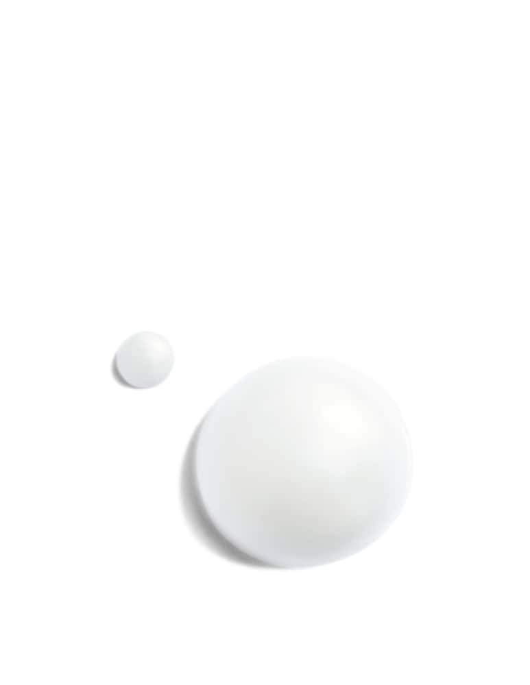 CHANEL LA CRÈME MAIN - picture 3