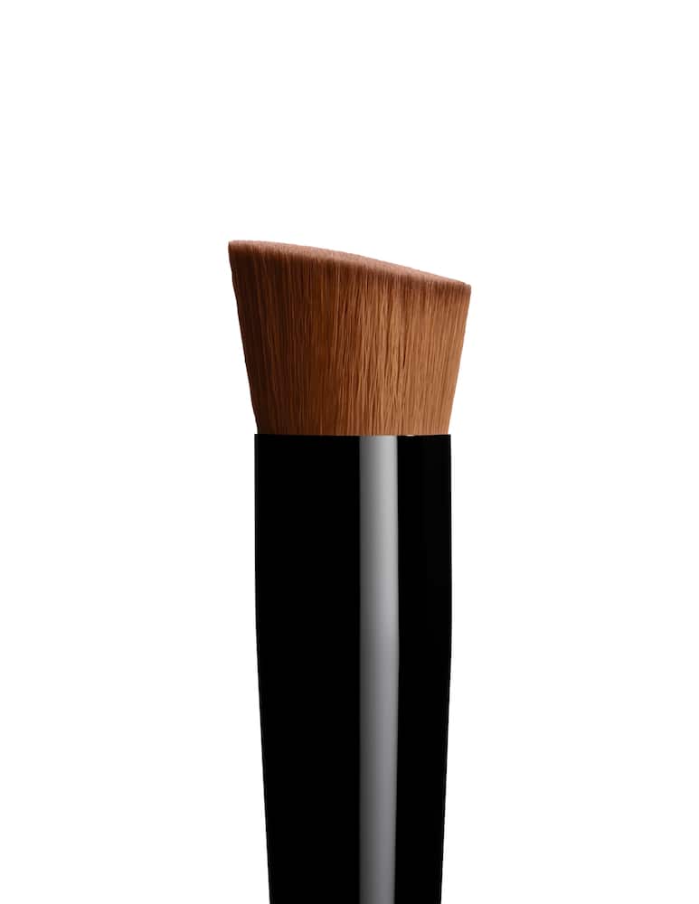 CHANEL PINCEAU TEINT 2 EN 1 - FLUIDE ET POUDRE N°101 - picture 2 CHANEL PINCEAU TEINT 2 EN 1 - FLUIDE ET POUDRE N°101 - picture 2