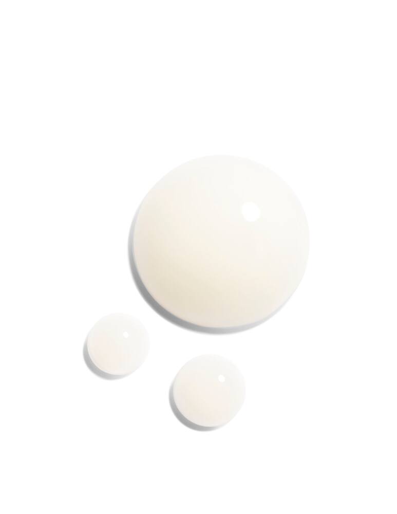 rinascente CHANEL N°1 DE CHANEL Revitalizing Eye Serum Refill