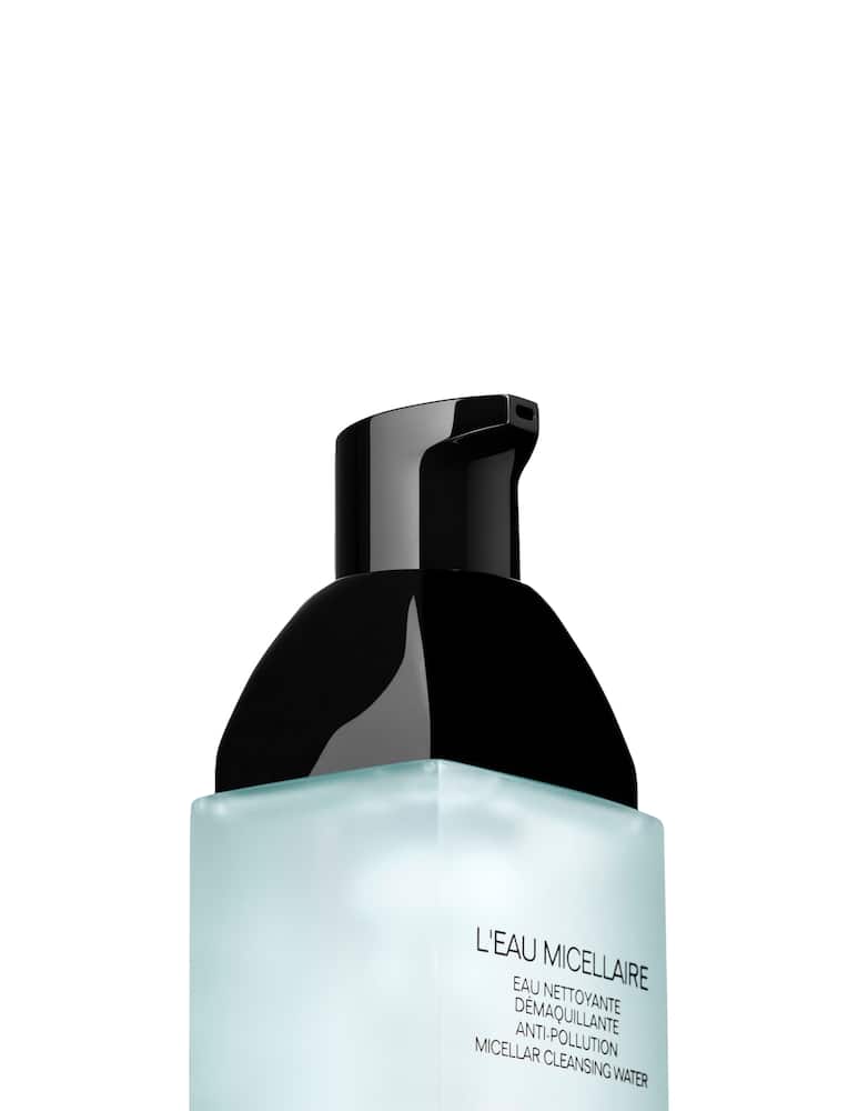 CHANEL L'EAU MICELLAIRE Anti-Pollution Micellar Cleansing Water - picture 2 CHANEL L'EAU MICELLAIRE Anti-Pollution Micellar Cleansing Water - picture 2