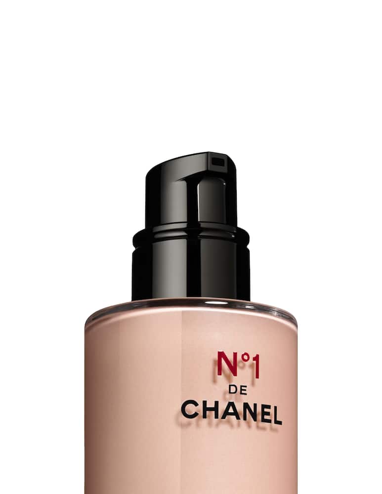 rinascente CHANEL N°1 DE CHANEL Skin Enhancer Boosts Skin’S Radiance