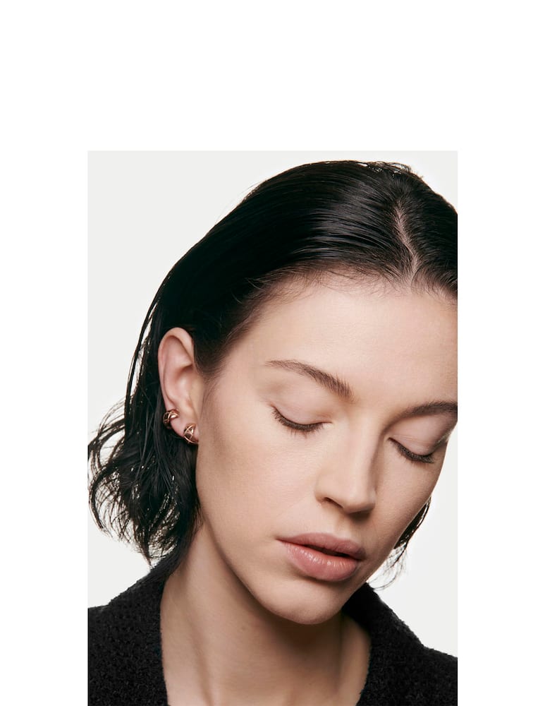 CHANEL ULTRA LE TEINT FLUIDE - picture 4 CHANEL ULTRA LE TEINT FLUIDE - picture 4