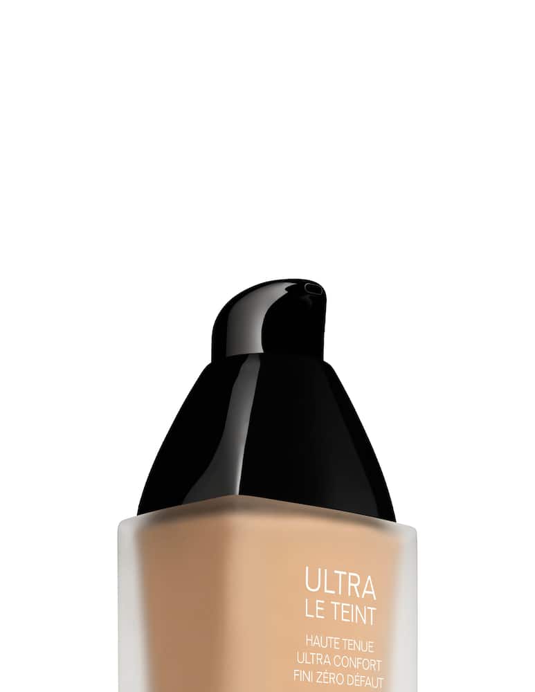 CHANEL ULTRA LE TEINT FLUIDE - immagine 2 CHANEL ULTRA LE TEINT FLUIDE - immagine 2