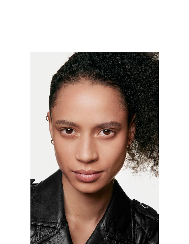 CHANEL LES BEIGES TEINT BELLE MINE NATURELLE - picture 4 CHANEL LES BEIGES TEINT BELLE MINE NATURELLE - picture 4