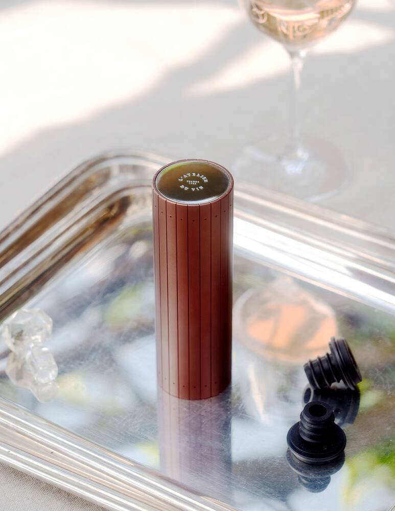 rinascente L'Atelier du Vin Gard Vin On/Off Power pompa per vuoto elettronica con guarnizioni - Marrone