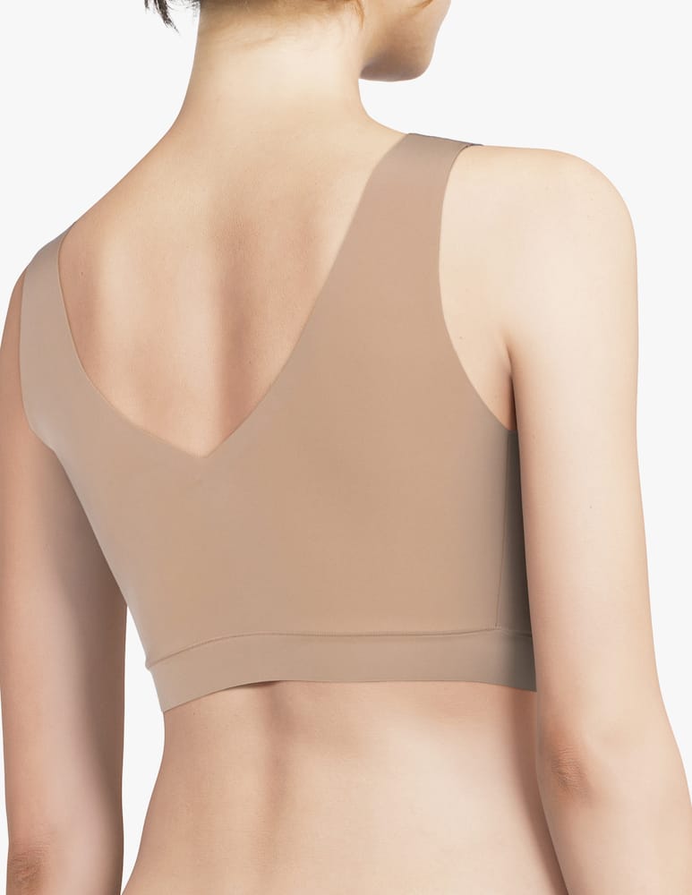 Chantelle Brassiere padded v neck - picture 2 Chantelle Brassiere padded v neck - picture 2