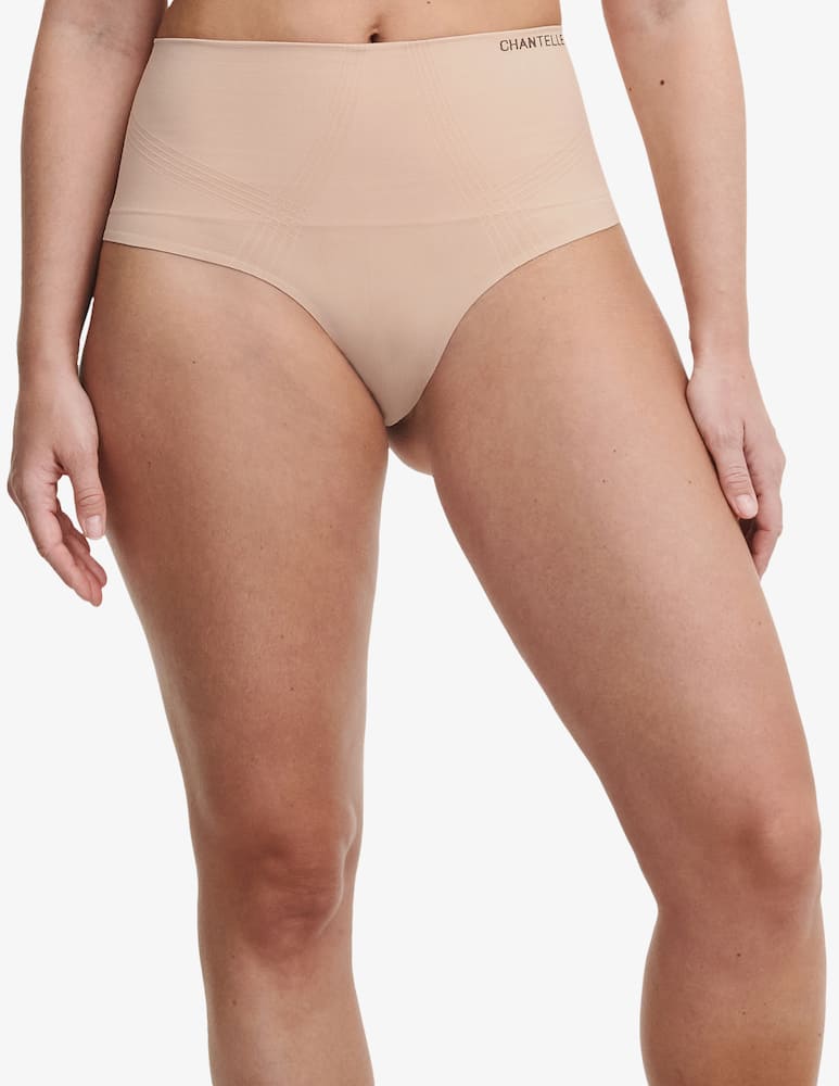 Chantelle High waist shaping string - picture 2 Chantelle High waist shaping string - picture 2