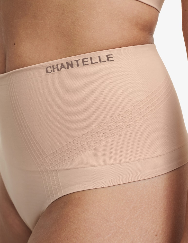 Chantelle High waist shaping string - picture 5 Chantelle High waist shaping string - picture 5