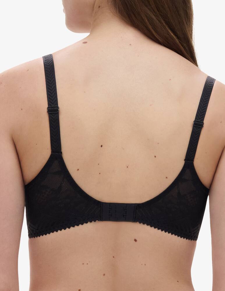 rinascente Chantelle Wraparound underwired coque bra