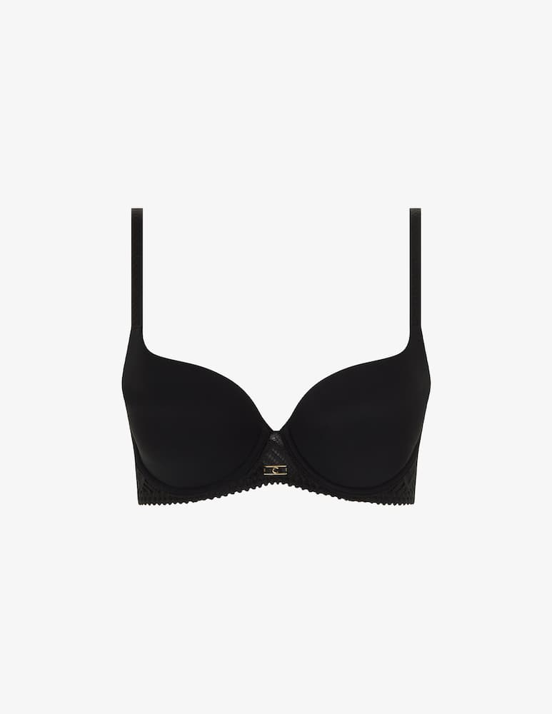 Chantelle Cover bra with underwire wrap - picture 1