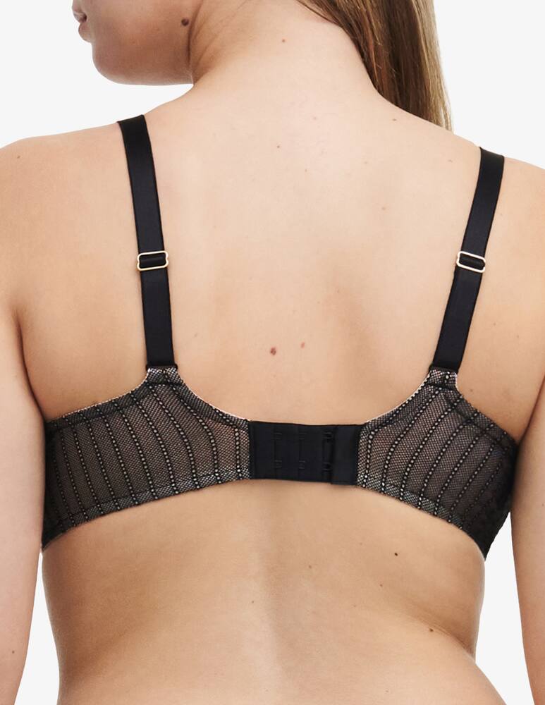 Chantelle Underwired wrap bra - picture 3 Chantelle Underwired wrap bra - picture 3