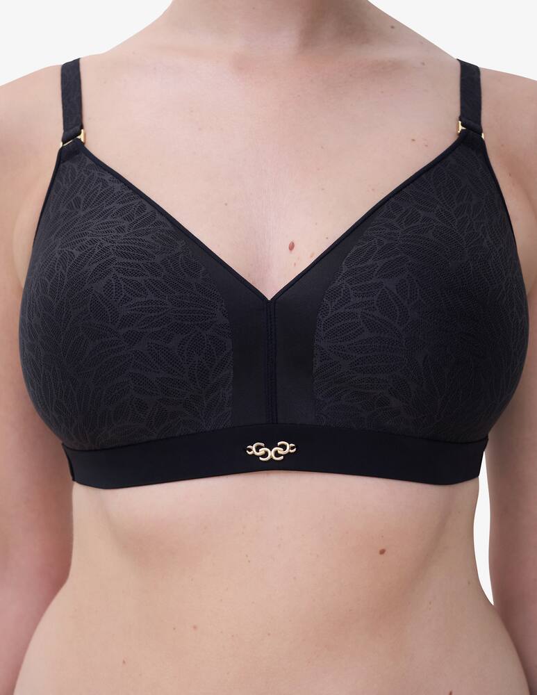 rinascente Chantelle Preformed spacer support underwired bra