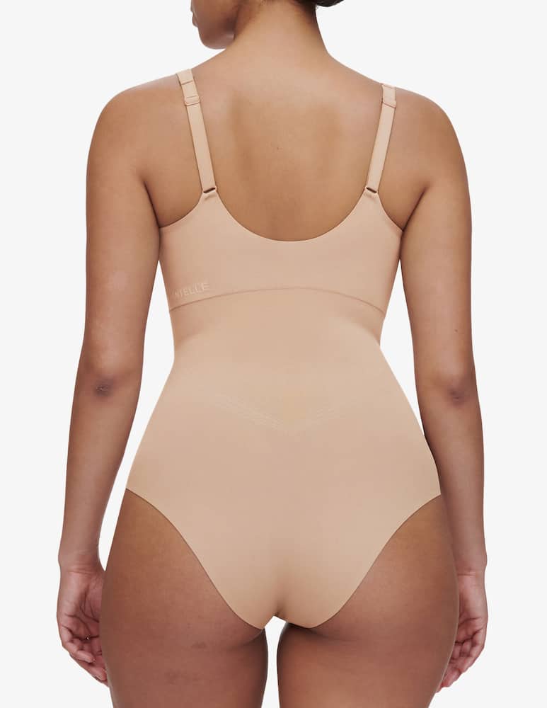 Chantelle Body modellante - immagine 2 Chantelle Body modellante - immagine 2