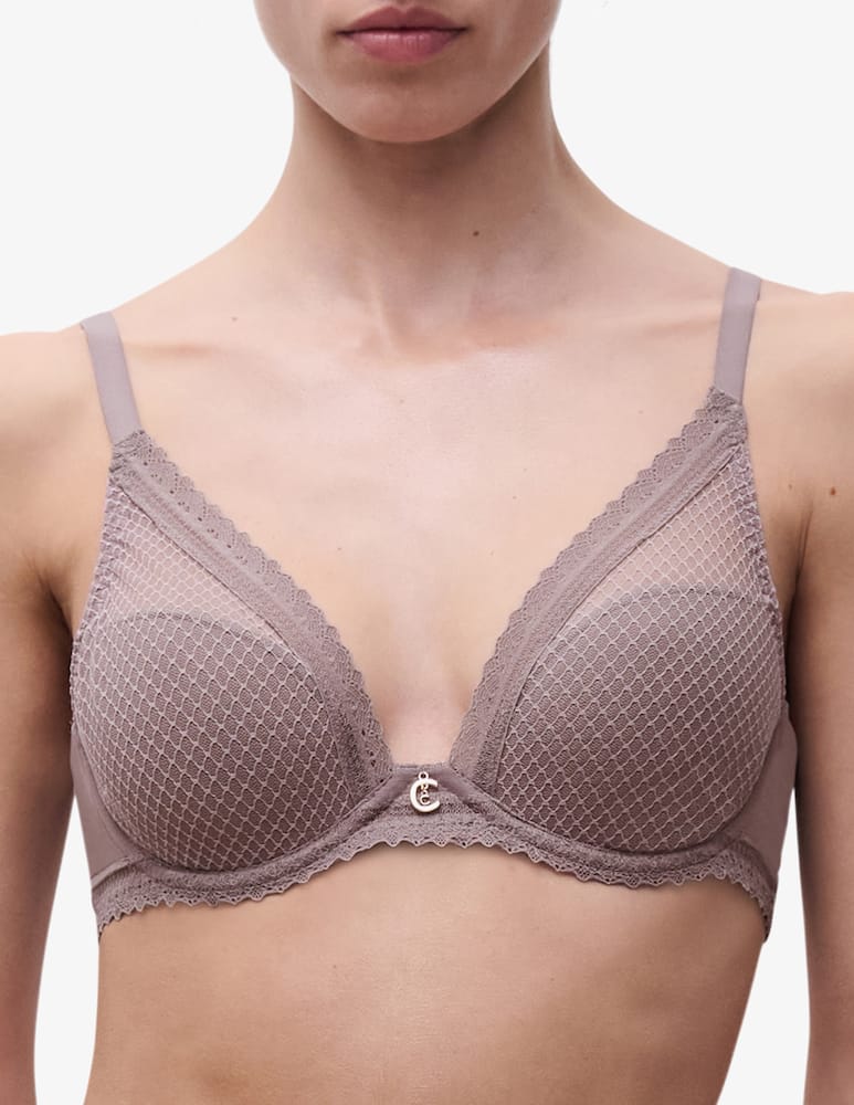 Chantelle Low-cut bra - picture 2 Chantelle Low-cut bra - picture 2