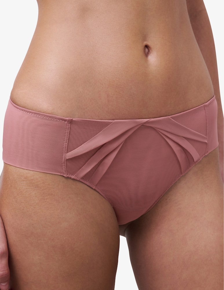 Chantelle Shorty sgambato vita normale - immagine 4