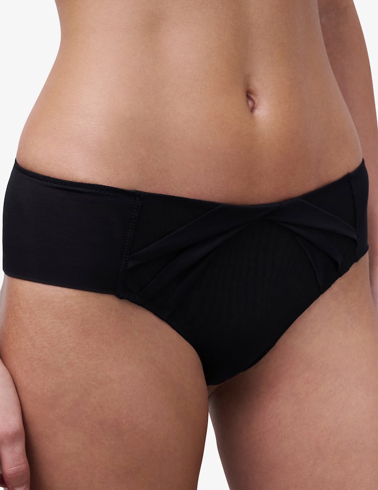 Chantelle Slip shorty sgambato - immagine 2 Chantelle Slip shorty sgambato - immagine 2