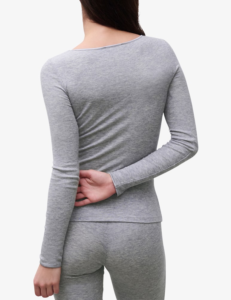 Chantelle Long sleeve t-shirt - picture 3 Chantelle Long sleeve t-shirt - picture 3