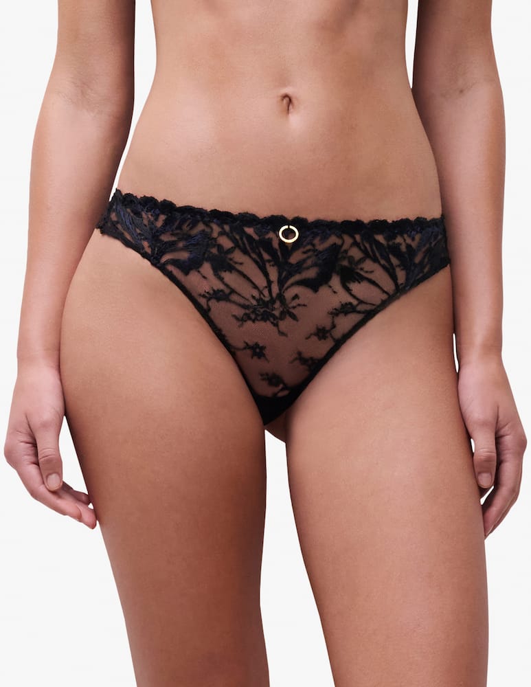 Chantelle Tanga in pizzo standard - immagine 2 Chantelle Tanga in pizzo standard - immagine 2