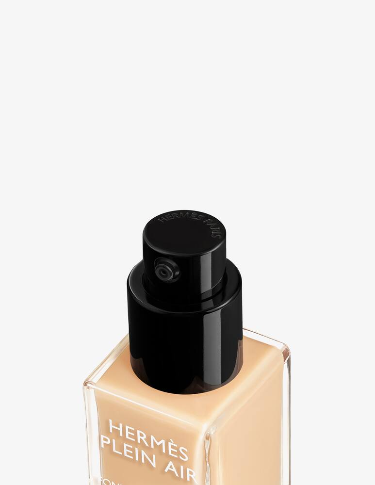 rinascente HERMÈS Plein Air Luminous Matte Skincare Foundation