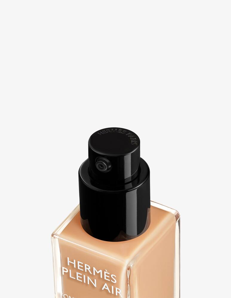 rinascente HERMÈS Plein Air Luminous Matte Skincare Foundation