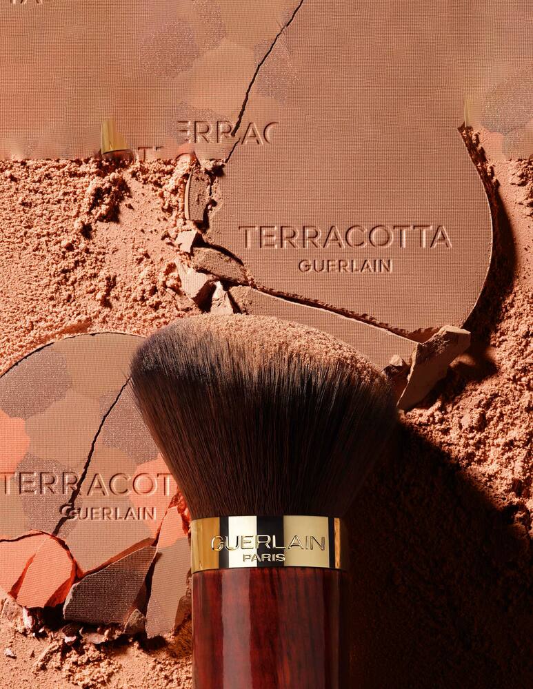 Guerlain Terracotta Sculpting Powder bronzer - immagine 6 Guerlain Terracotta Sculpting Powder bronzer - immagine 6